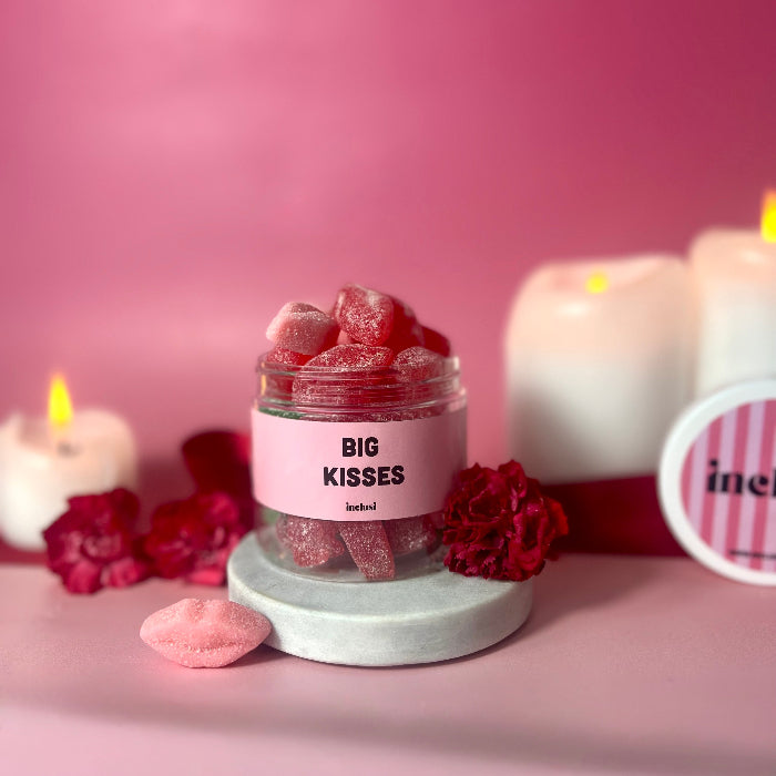 Jar with vegan and gluten free lips sweets, Big kisses, inclusi valentines jar