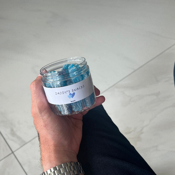 Blue vegan and gluten free sweets in daddy's snacks inclusi jar 